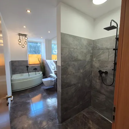 Monteurzimmer 4 Am Mit Garten Homestay Zeuthen